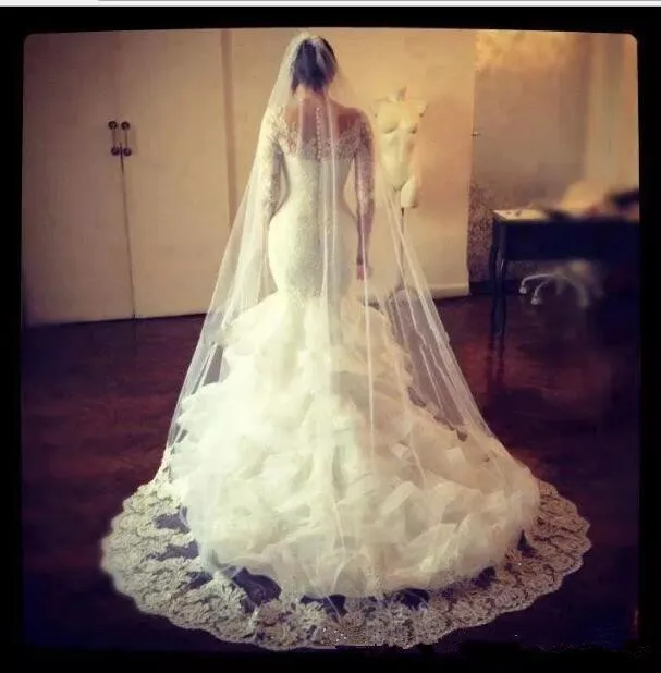 2017-new-lace-wedding-dresses-mermaid-long-sleeves-v-neck-illusion-bodice-lace-appliques-tulle-court-train-tiered-button-back-bridal-gowns_