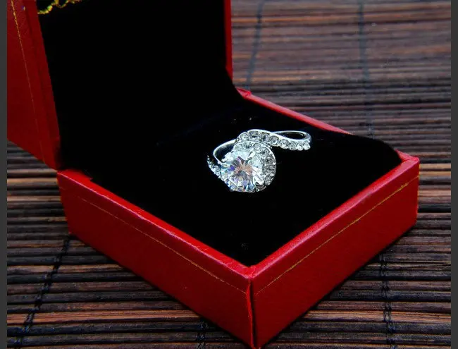 shop authentic four jaw independent chucks a clarke zirconium diamond wedding ring diamond rings for men and women in rings from jewelry accessories on - Wedding Ring Shop shop authentic four jaw independent chucks a clarke zirconium diamond wedding ring diamond rings for men and women in rings from jewelry accessories on - Wedding Ring Shop