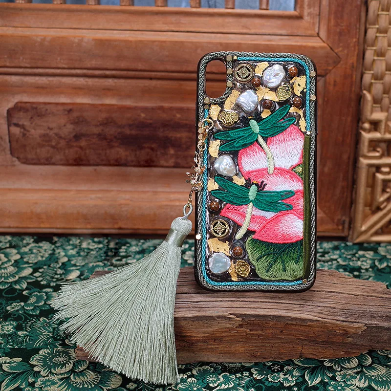 

The chinese style phone case is for iphone xs max for iphone 7 and iphone 8 plus original factory limited edition