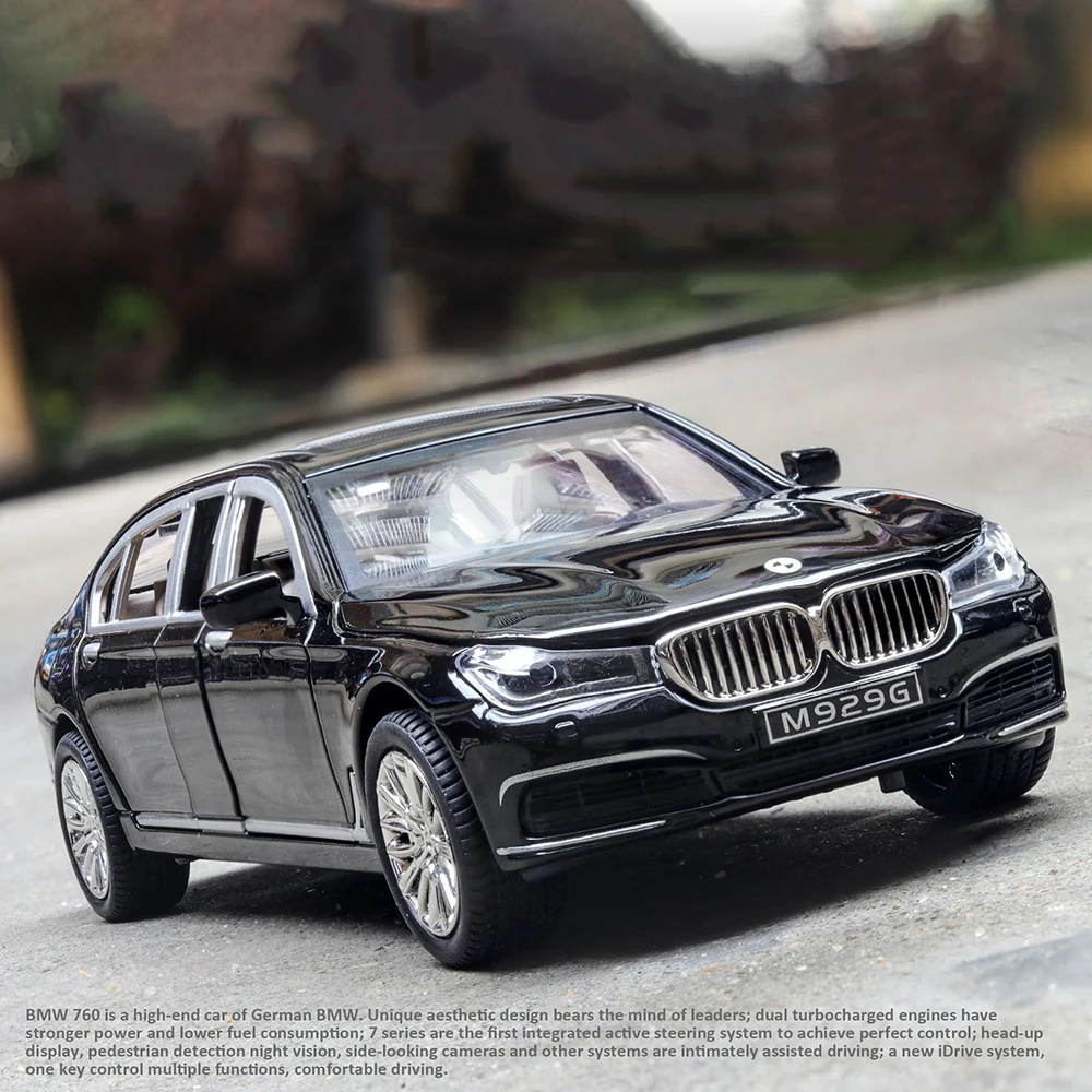 1:24 BMW760 музыкальная с подсветкой машина для литья под давлением игрушечный