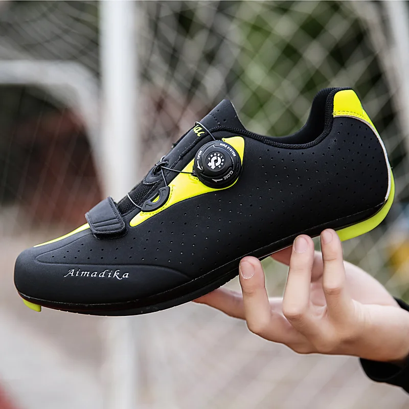 Zapatos de bicicleta zapatos de ciclismo de carretera MTB zapatos de hombre cómodos transpirables impermeables zapatos de bicicleta de montaña de bloqueo automático 2019 Zapatos de bicicleta zapatos de ciclismo de carretera MTB zapatos de hombre cómodos transpirables impermeables zapatos de bicicleta de montaña de bloqueo automático 2019