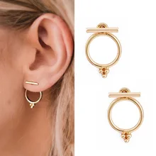 Минимализм задняя одежда маленький золотого цвета мини-петли серьги-гвоздики для женщин Дамская мода Эффектные серьги