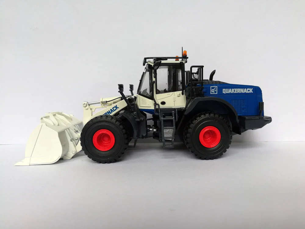 8116 (1)
