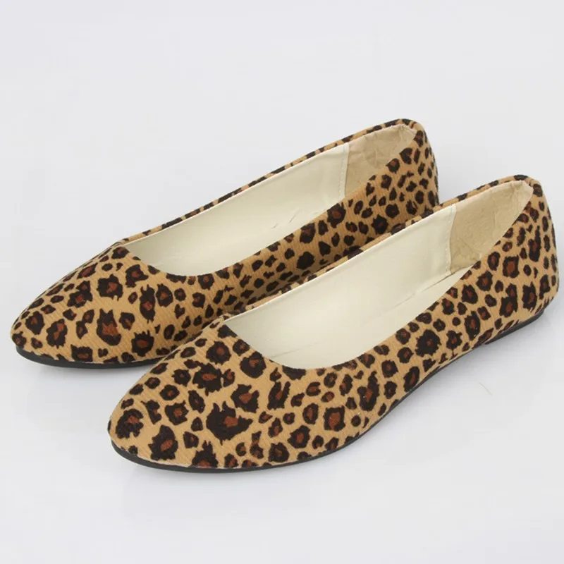 

2018 Spring New Boat shoes Europe and America Hit color Leopard Women shoes Flat shoes women College Larg size 43