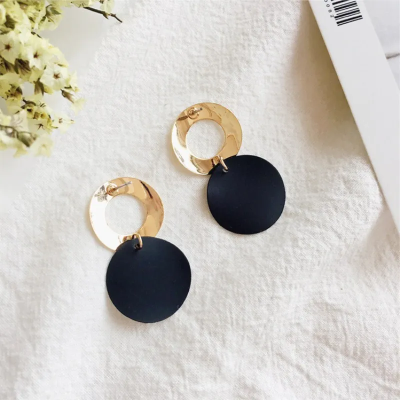 Japan-2019-Vintage-Gold-Stud-Earrings-for-Women-New-Fashion-earrings-Irregular-Statement-Round-Metal-Geometric (2)