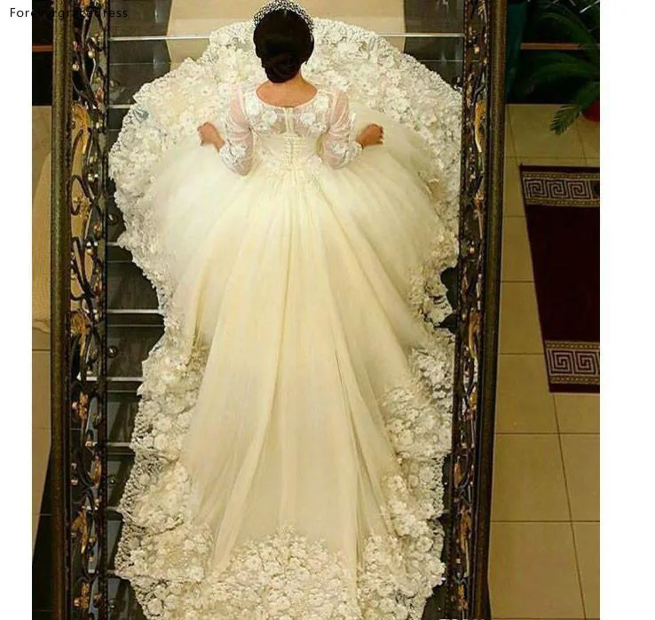 New Arabic Dubai Ball Gown Wedding Dresses Luxury Lace Applique Handmade 3D floral Long Sleeve cathedral Wedding Gowns  250 (10)