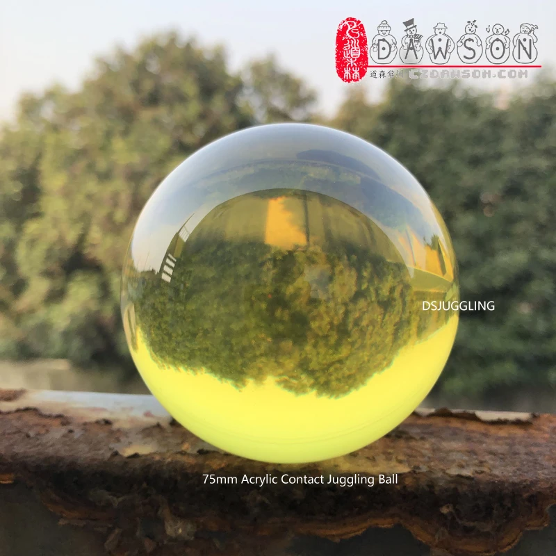 

Acrylic Ball 2.95 inch 75mm Juggling Ball (Color: Translucent-Gold ) Magic Conatct Ball