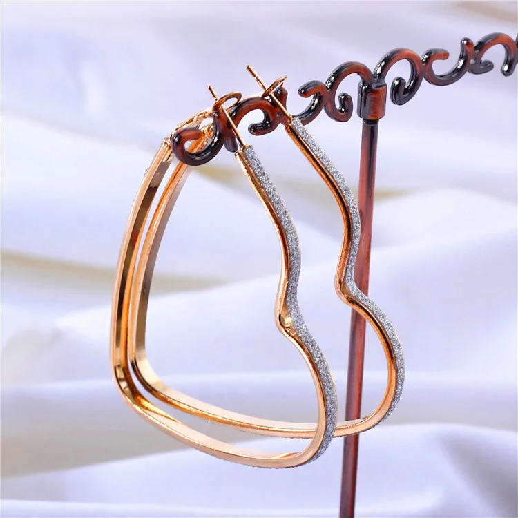 

Luxury Korean Female Big Heart Earrings Silver Gold Color Stud Earrings For Women 2019 New Fashion Double Earrings