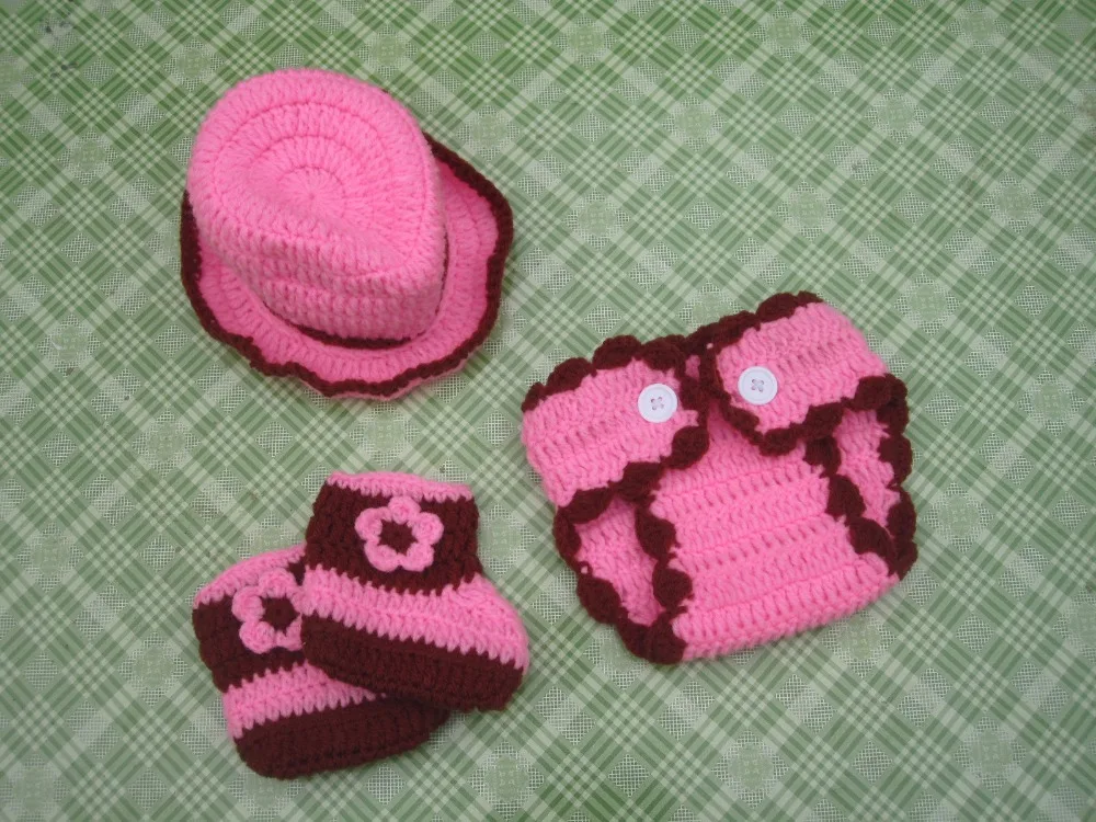 H863Pink baby knitting dress hat + diaper + shoes3