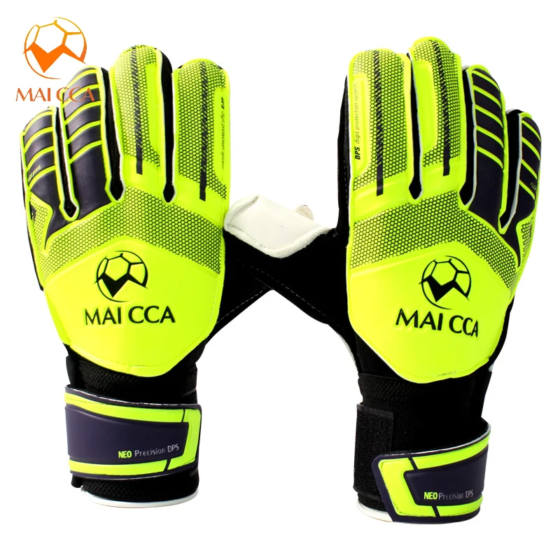 goalkeeper gloves padded