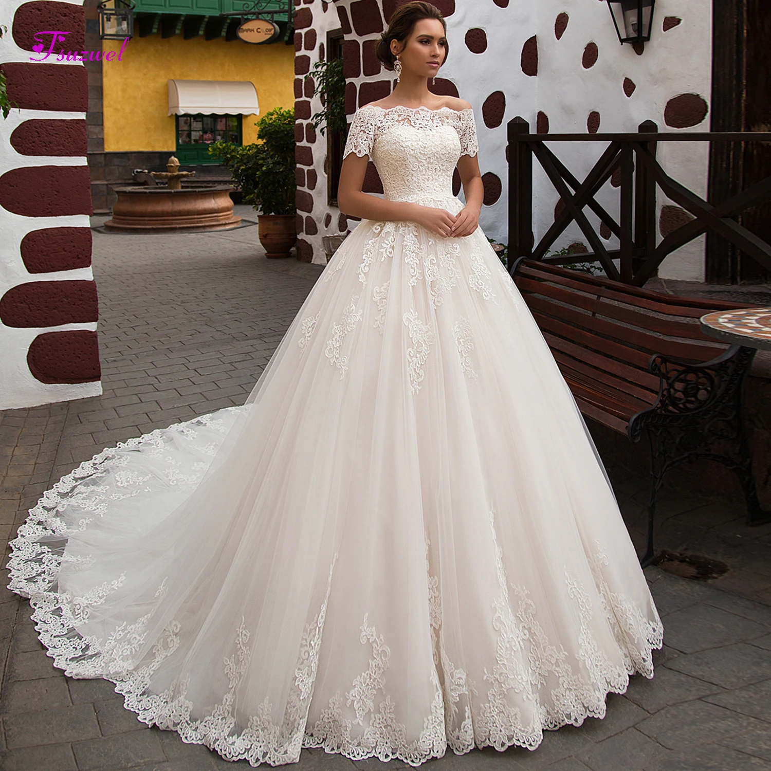 

Fsuzwel Gorgeous Appliques Chapel Train A-Line Wedding Dresses 2020 Sexy Boat Neck Button Off the Shoulder Bridal Gown Plus Size
