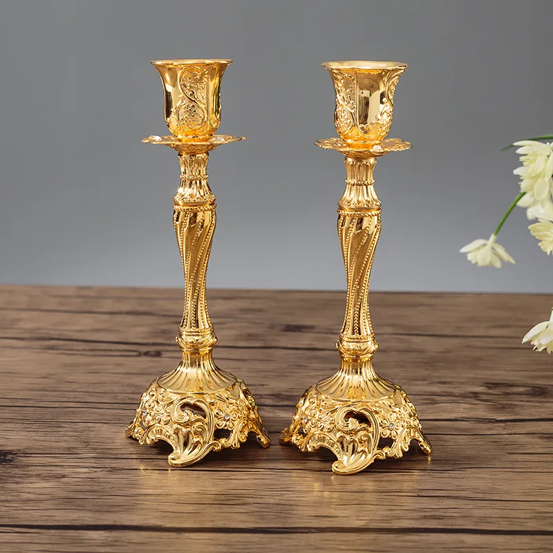 

Free shipping 1 Pair Gold / Silver Color Wedding Gift Metal Candle Holders Candelabra Home Decoration Party Ornaments