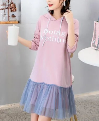 

in the autumn and winter 2018 new maternity dress loose Korean Edition big code women's wear letter cap and sweater dress