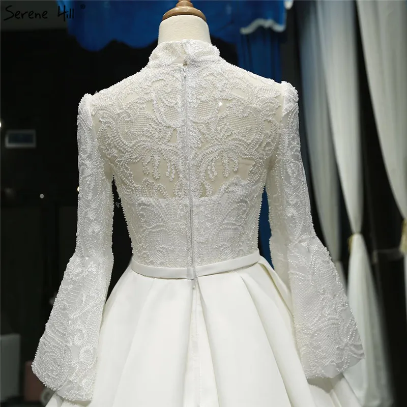 Белое свадебное платье высокого класса с расклешенными рукавами, атласные свадебные платья 2019 с высоким воротом и жемчугом, на молнии