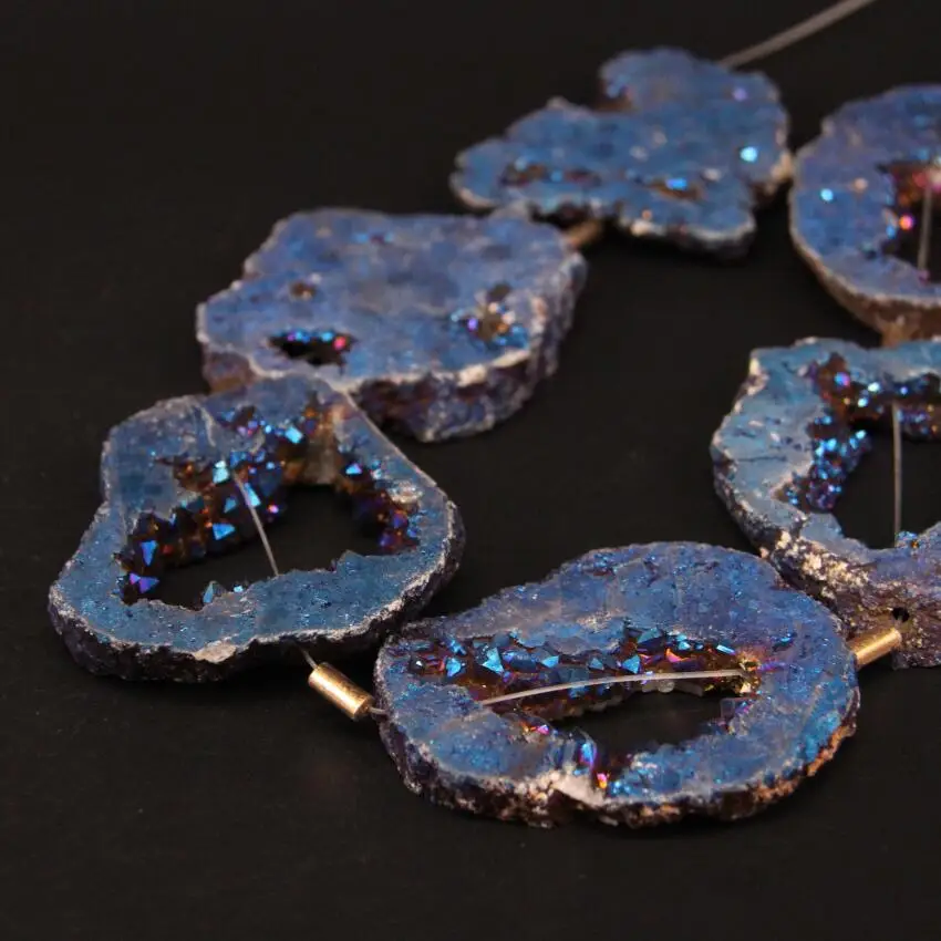 

15.5"/strand Blue Titanium Large Quartz Geode Druzy Freeform Slab Nugget Beads,Natural Roug Crystal Drusy Slice Pendant Jewelry