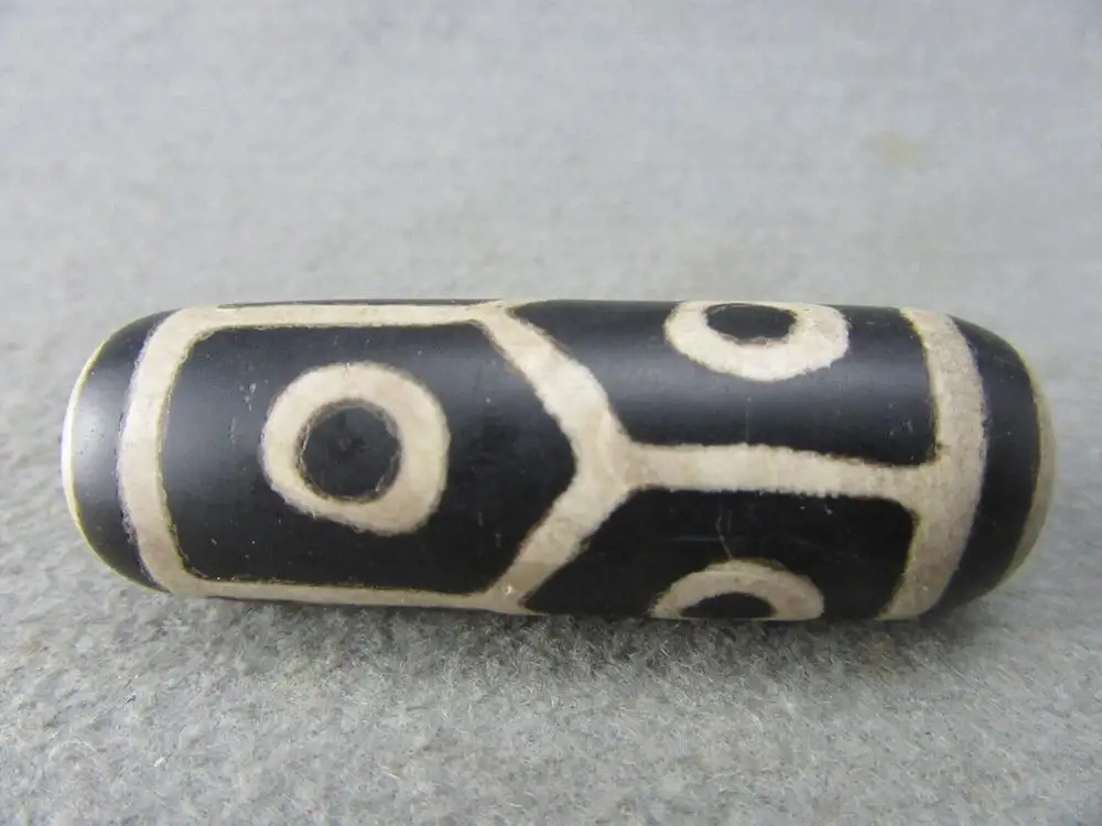 

tibetan prayer worry dzi bead old fine stone 6 eyes amulet gzi antique tibet C183