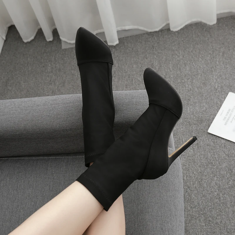 

2019 Spring Women Sexy Ankle Sock Boots Female 11.5cm High Heels Designer Short Stain Silk Boots Party Stiletto Stretch Shoes