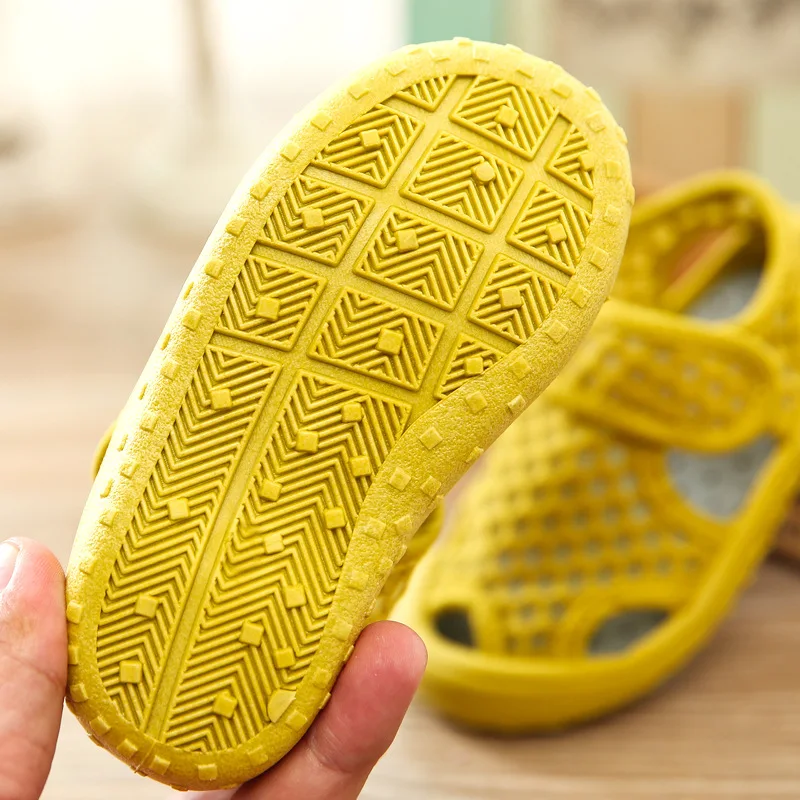 Summer Kids Shoes High-Quality Baby Hollowing Out Sandals Girls Toddler Soft Bottom Non-slip Mesh Beach Shoes For Boys Summer Kids Shoes High-Quality Baby Hollowing Out Sandals Girls Toddler Soft Bottom Non-slip Mesh Beach Shoes For Boys