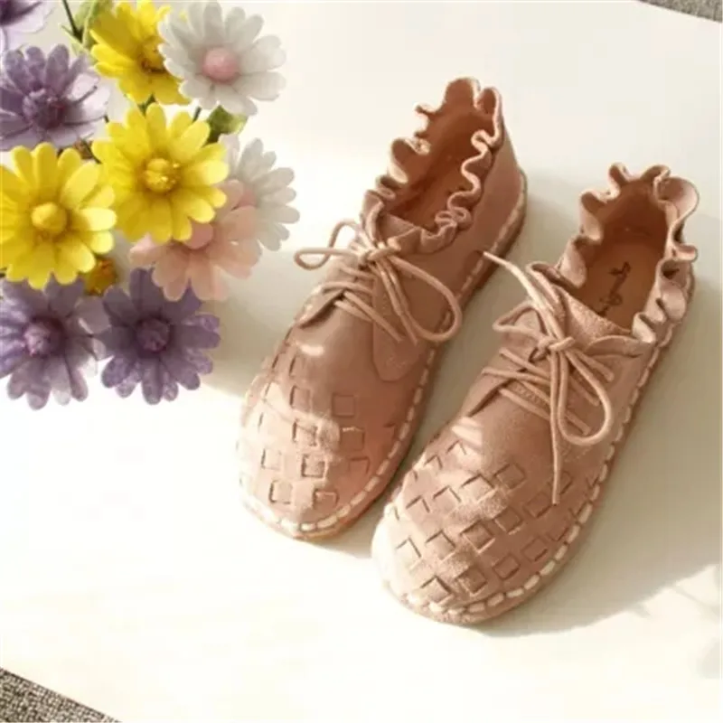 

2018 European and American spring and summer new shallow mouth lace women's shoes solid color Senyue retro single shoes
