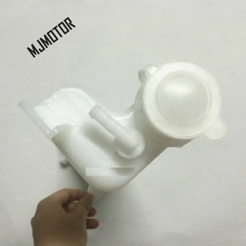 1pcs Coolant reservoir tank for Chinese SAIC MG3 1.5L Engine Auto car motor parts 10111449