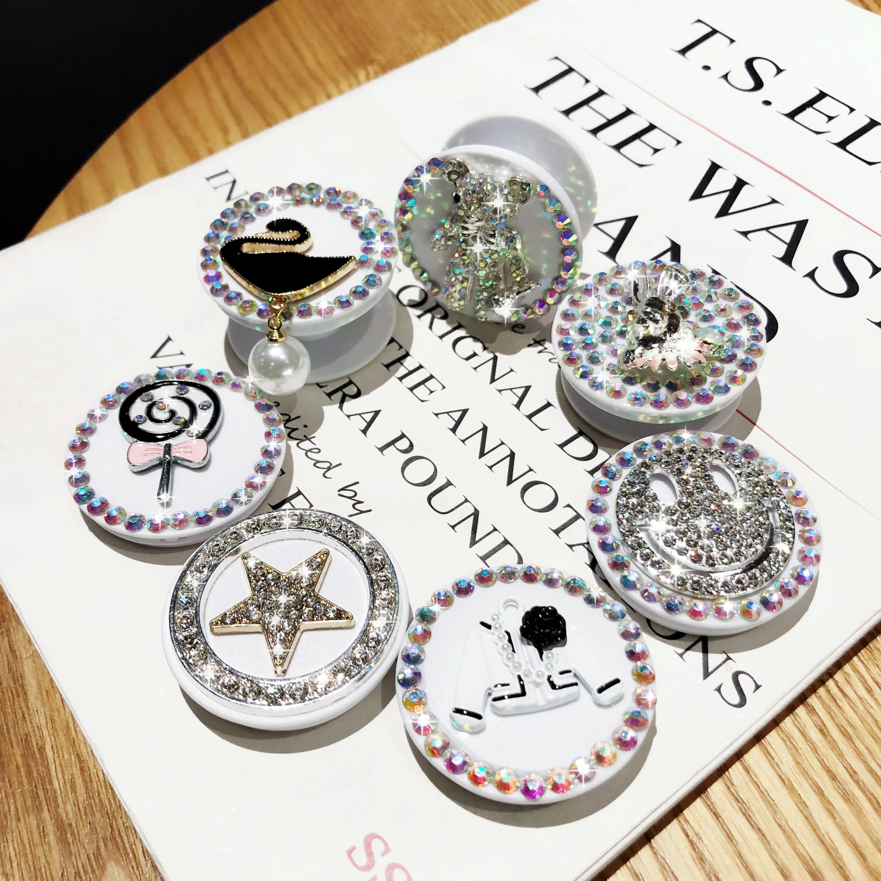 Round Phone Stand Rhinestone Support Bracket Hand Lazy Flexible Mobile Table Holder Mount for Iphone xiaomi Huawei Round Phone Stand Rhinestone Support Bracket Hand Lazy Flexible Mobile Table Holder Mount for Iphone xiaomi Huawei