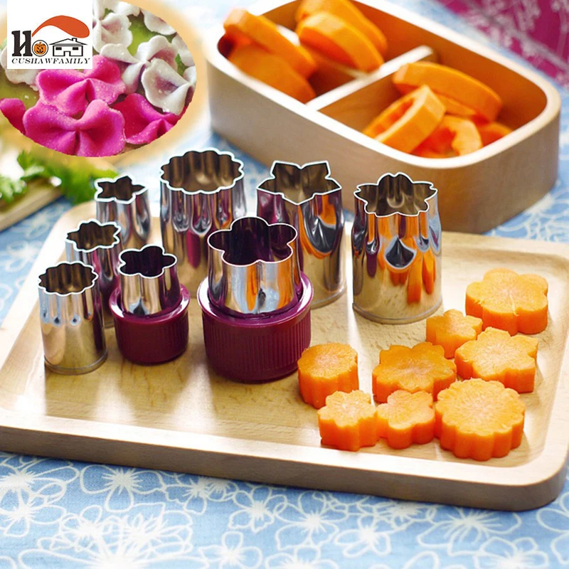 Формы для овощей. Формочки для овощей. Форма для огурцов пластиковая. Формочки для резки овощей. Формочки для фигурной нарезки овощей и фруктов.