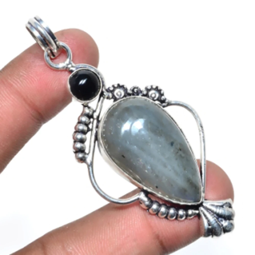 

Labradorite,Black Onyx Pendant Silver Overlay over Copper , 71 mm, P6124