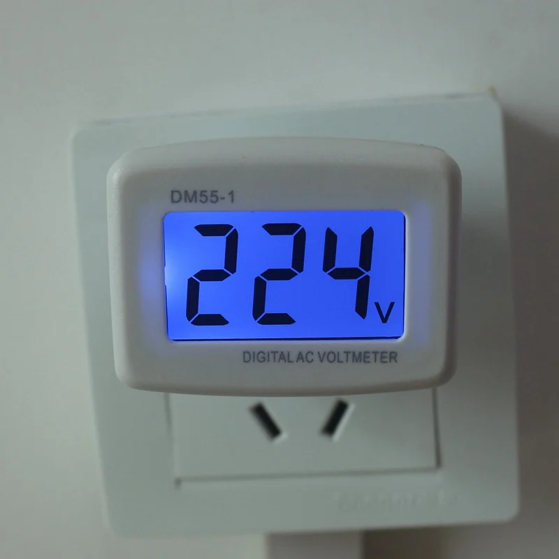 Розетка с цифровым вольтметром 220в. Вольтметр 220 в с дисплеем. Вольтметр цифровой 220в. Вольтметр в розетку 220в. Вольтметр цифровой 220в переменного напряжения.