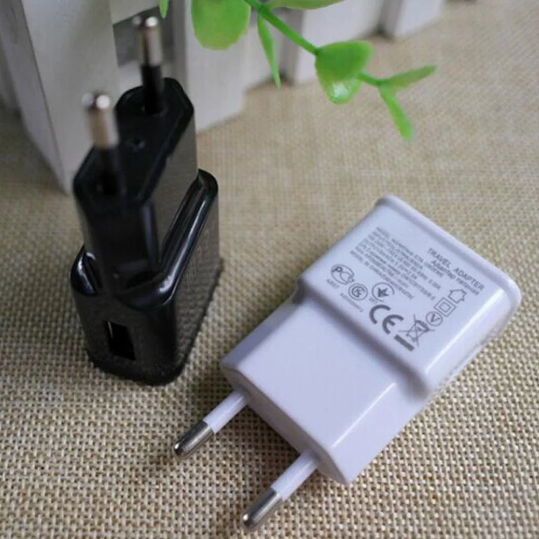 New 1Pc EU/US Plug Desktop Wall Charger Adapter Mobile Phone Charger 5V/2A USB travel AC Power Dock For Samsung Galaxy S4