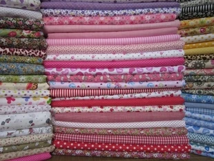 

Hot 50pcs/lot Each Different 100% cotton fabric assortment 20cm x 25cm square patchwork no repeat design handmade fabric