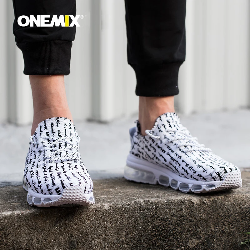 

Onemix Men's Running Shoes in White Breathable Sport Sneakers Man Sneakers Damping Cushion for Outdoor Jogging Walking Shoes