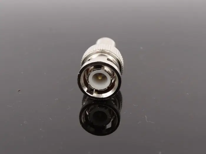 

1pcs Q9 BNC Male To RCA Female Terminal Adapter BNC To AV Connector For Security Monitoring Audio and Video Monitoring