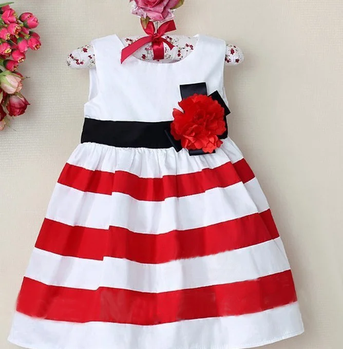 Модное платье для малышей; платье в полоску без рукавов с цветами; летний дизайн