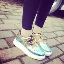 Casual Spring Low Zapatos Mujer Golden Silver Ladies Shoes Nice New Fashion Wings Round Toe Platform Women’s Shoes WSH1121