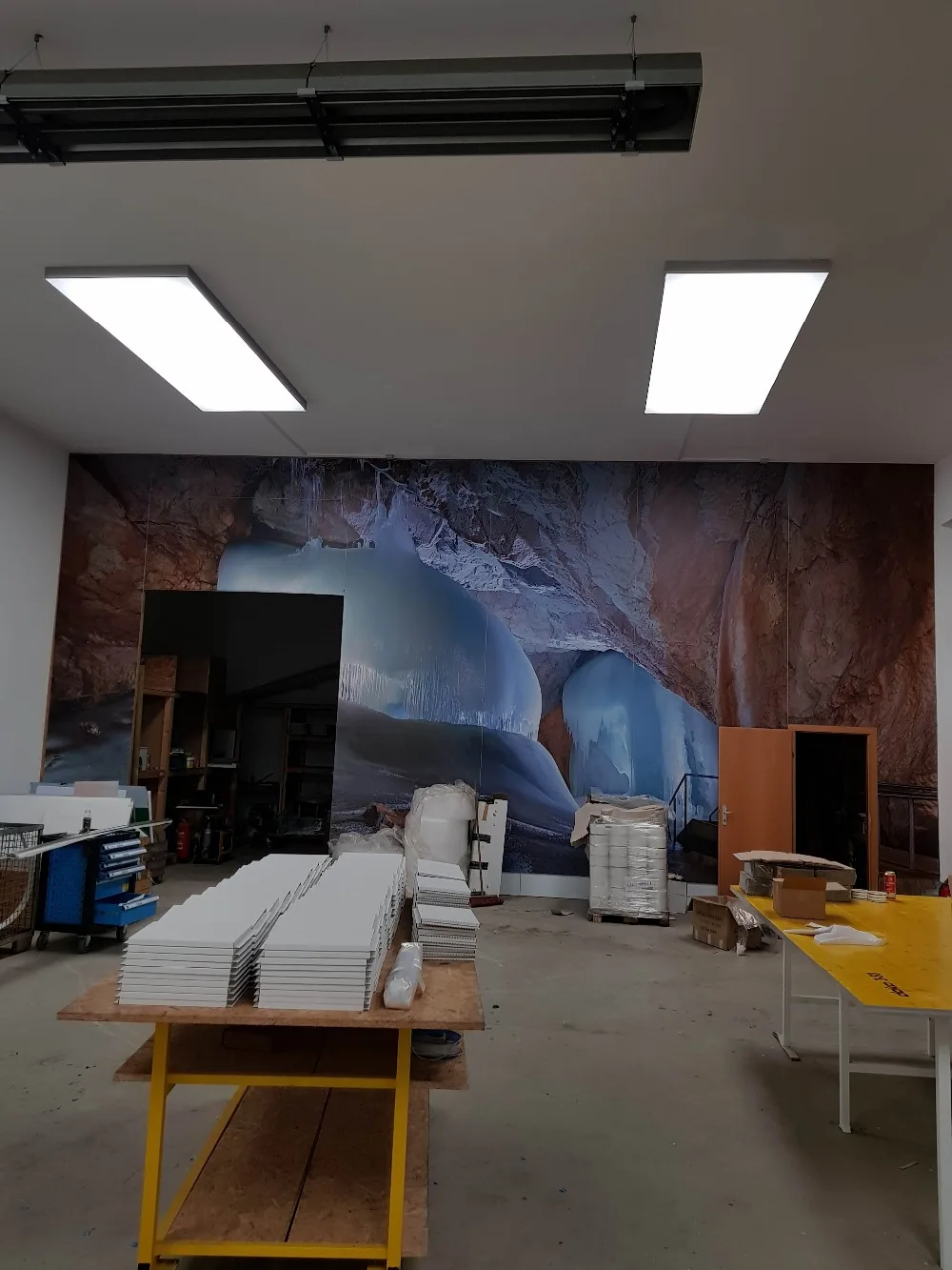 ceiling light