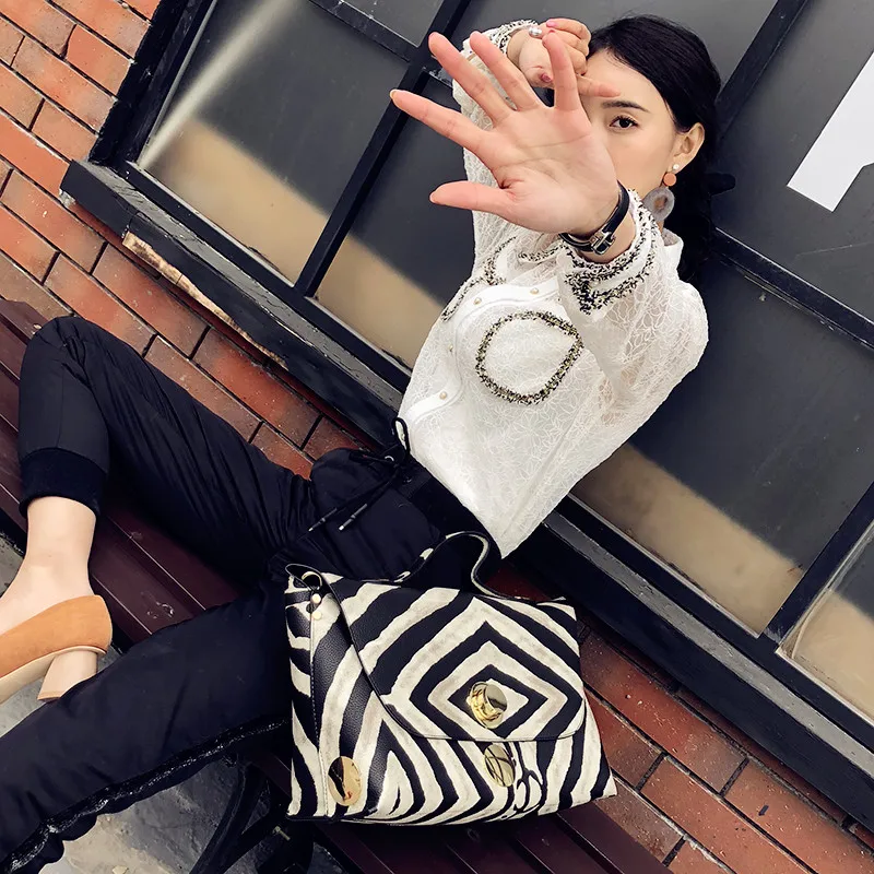 envelope bag stylish female big handbag leisure shoulder bag women zebra grain large capacity pu leather bag for girls tote (12)