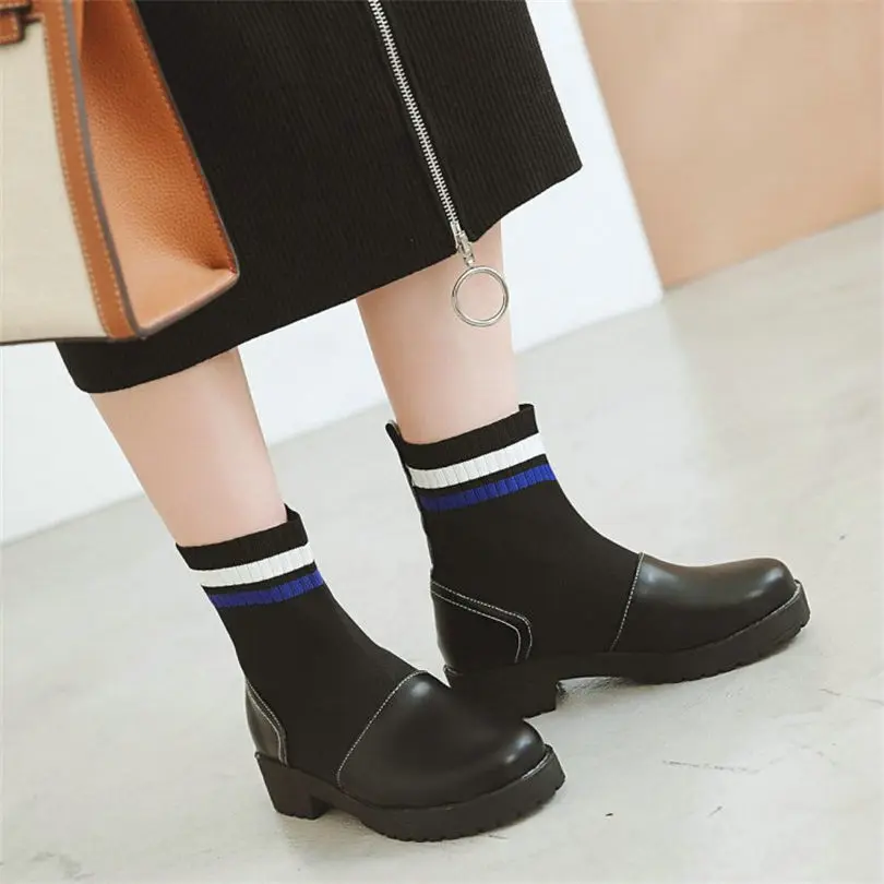 round toe low heel ankle boots