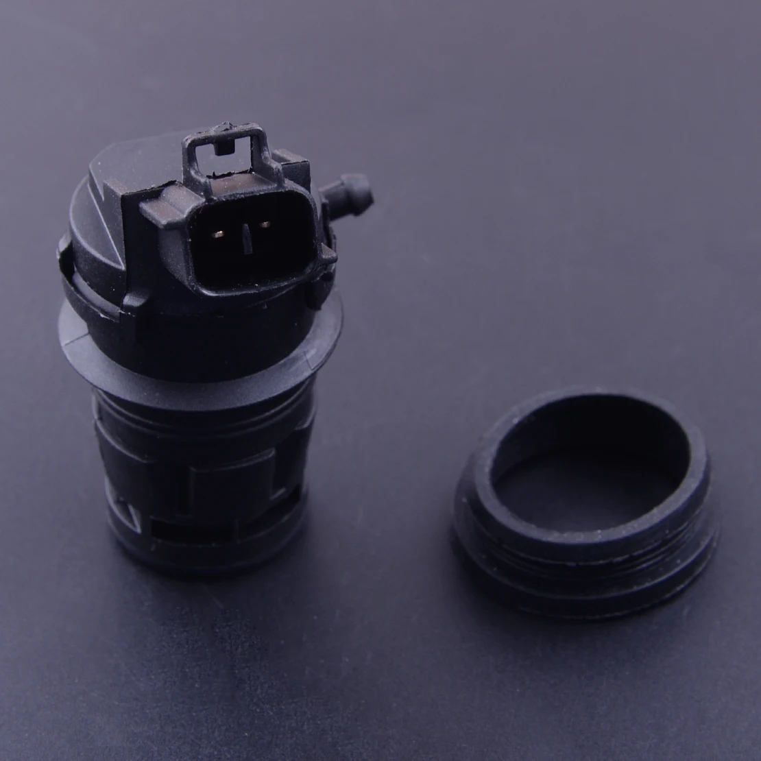 beler Black Windshield Washer Pump Motor Fit For Toyota Prius Scion