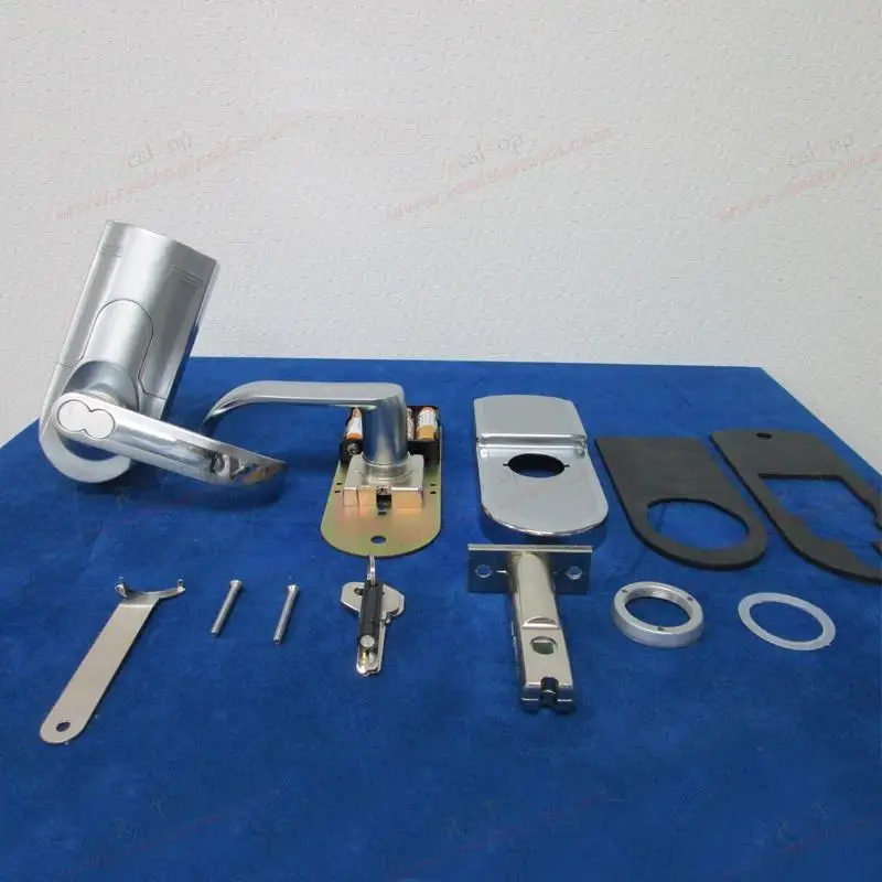 

Free Handle Right Handed Fingerprint Door Lock with Single Latch Golden Color without motor