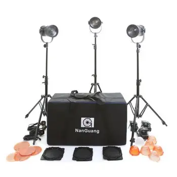 

NanGuang LED Fresnel Light CN30F/3K 3 Head Kit CD15