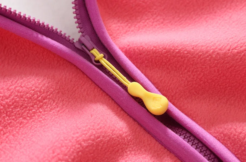 5034093262_2086939502