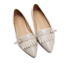 25-61 дамские туфли на плоской подошве Лоферы для женщин Fashion Fringe Лакированная кожа женские мокасины Туфли без каблуков Одежда высшего качества