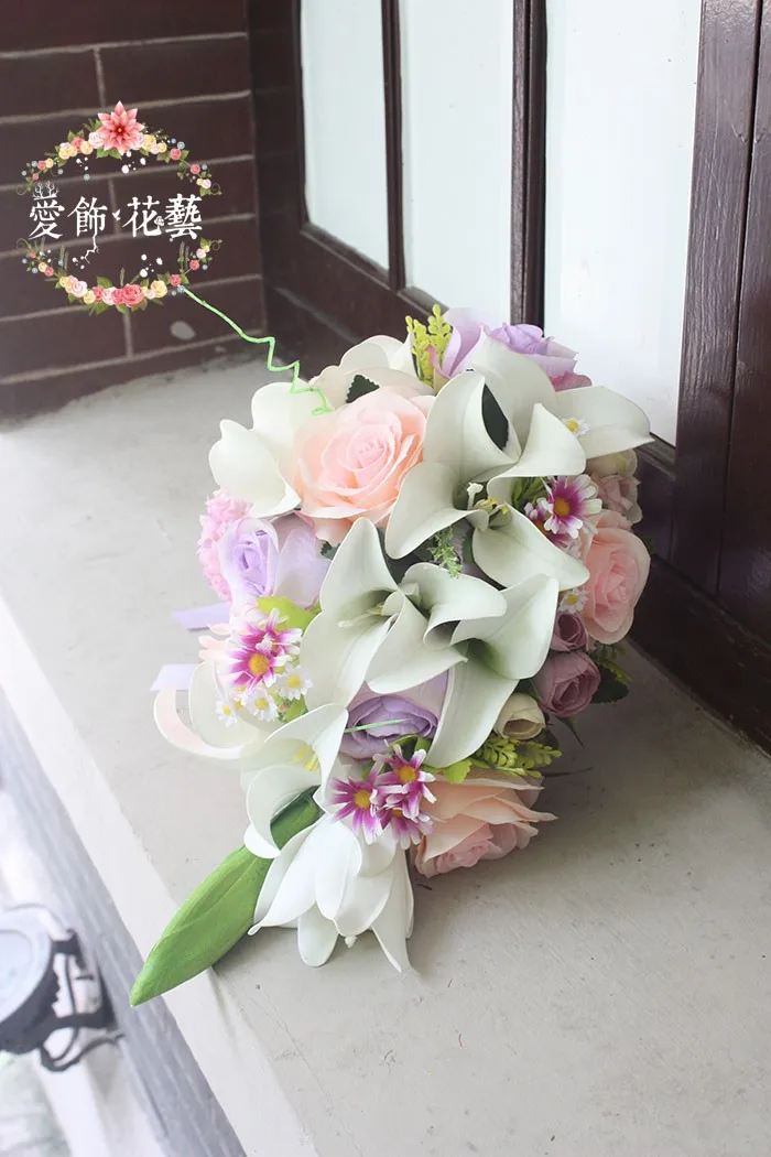 bouquet de mariee blanc rose 2