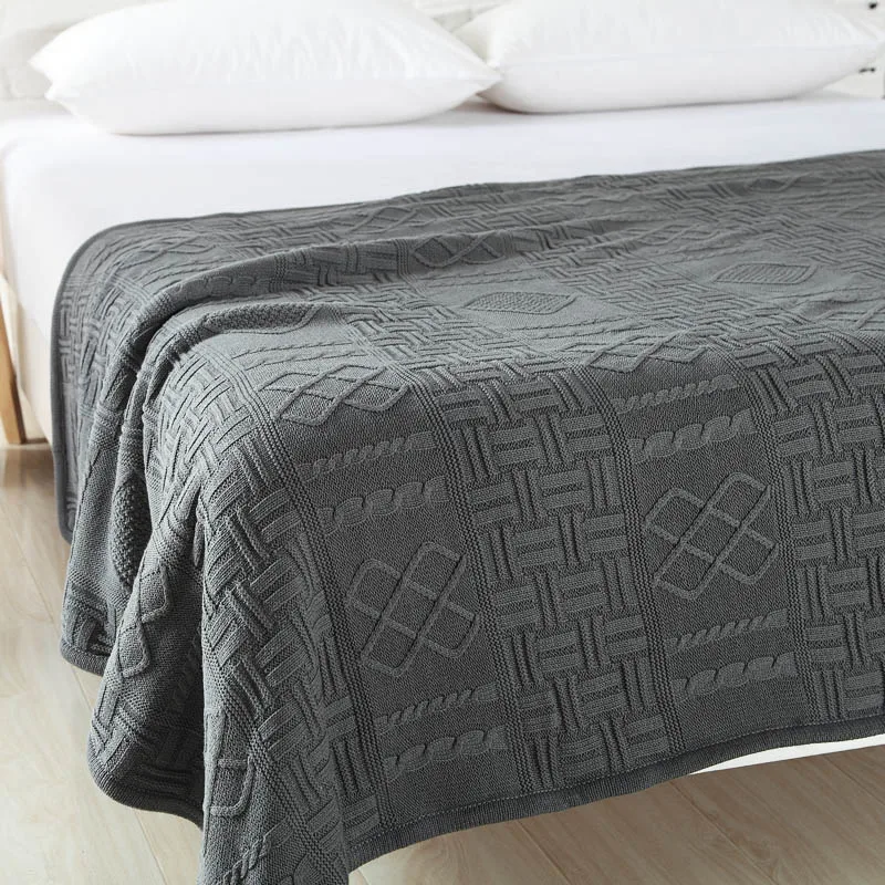 Knitted blanket high quality 127*153cm cotton knitted with warm fleece