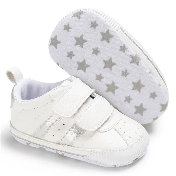 Zapatos de bebé de cuero niños niño niña Zapatillas deportivas Sapatos bebé Infantil Bebe suave suela botines primeros caminantes botas de cuna Zapatos de bebé de cuero niños niño niña Zapatillas deportivas Sapatos bebé Infantil Bebe suave suela botines primeros caminantes botas de cuna