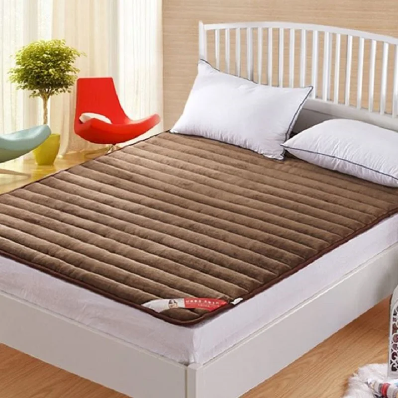New French Velvet Tatami Mattress Keep Warm Thicker Non slip 1.5 / 1.8