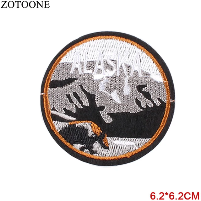 ZOTOONE Round UFO Parches Embroidered Iron on Patches For Clothing DIY Motif Stripes Clothes Stickers Alien Astronaut Badges E 16