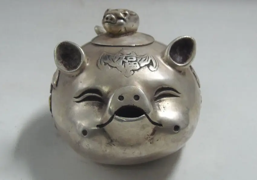 

Old Decorated Handwork tibet silver collectable old style lifelike pig teapot