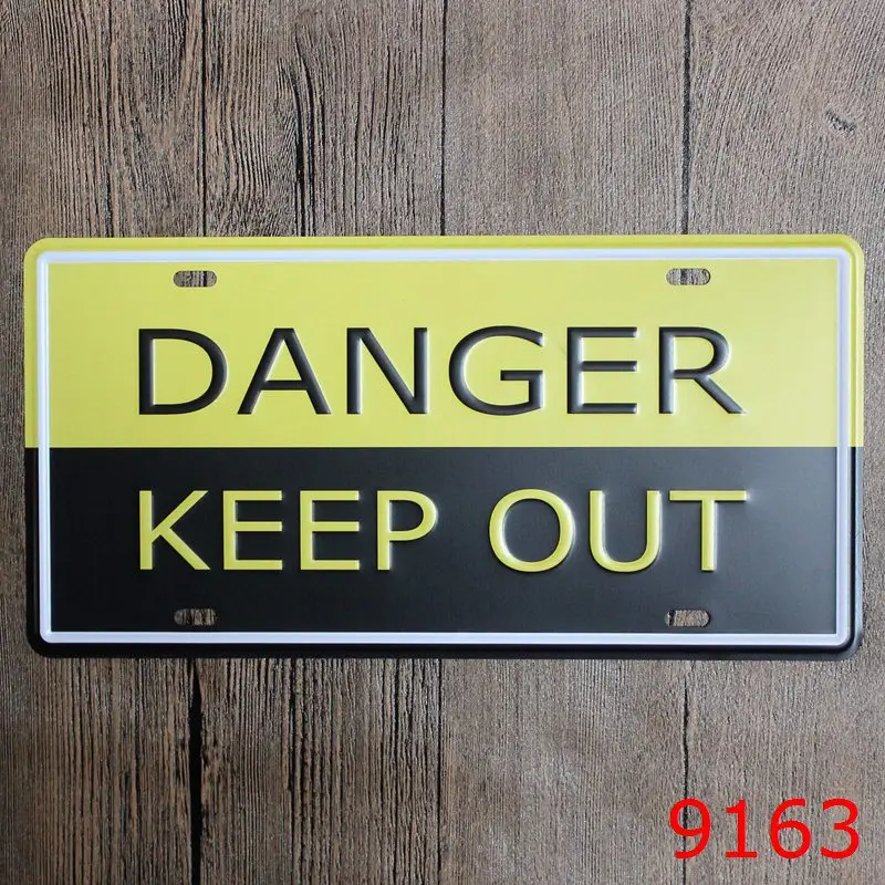 Дэнжер кип аут. Табличка keep out. Danger keep. Danger keep out. Safety signage.