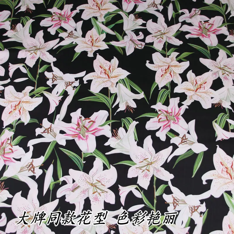 

145cm Width Lily Print Black Polyester Charmeuse Fabric for Woman Summer Dress Pajama Shirt Pants Sewing DIY-BF056